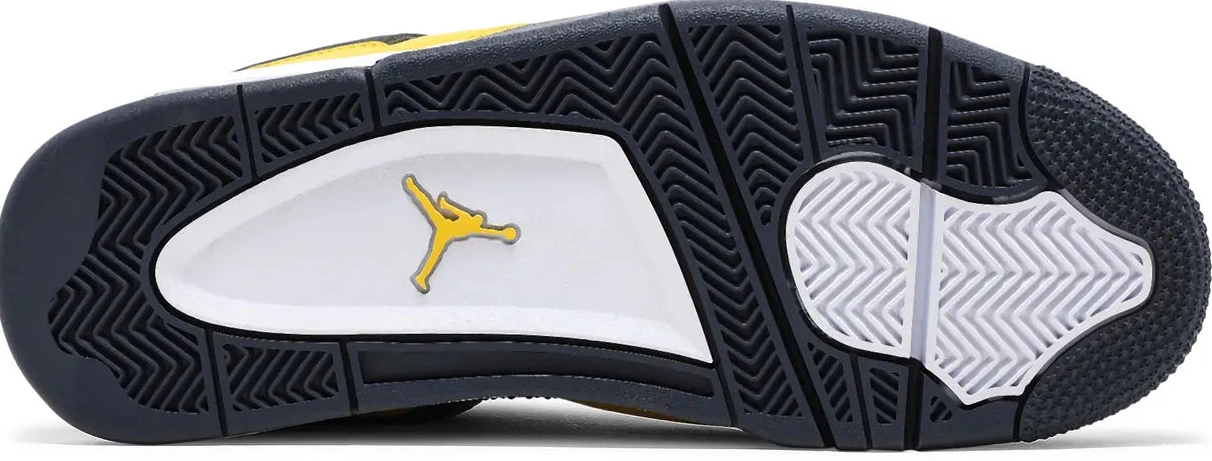 4 'Lightning' Air Jordan Retro 2021 0823